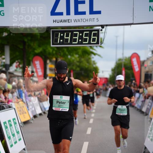 20.09.2026 - PSD Bank Halbmarathon LAZAROV Photography http://msf.ph/oto/10506037 20.09.2026 11:43:55 Ziel 1493, 1553, 2211, 2946, 3117, 3662, 4220, 4787 meine-sportfotos.de