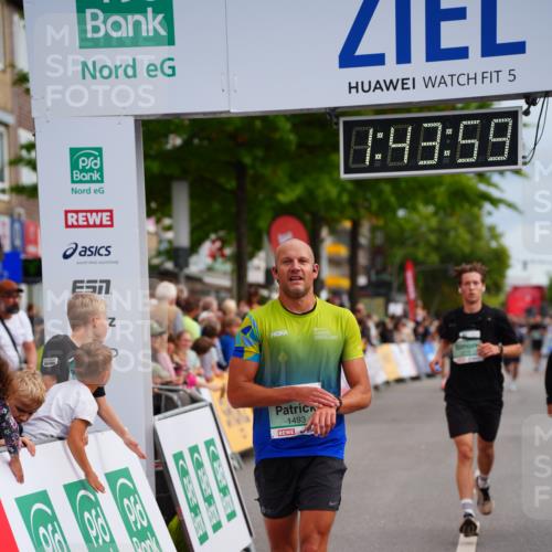20.09.2026 - PSD Bank Halbmarathon LAZAROV Photography http://msf.ph/oto/10506077 20.09.2026 11:43:59 Ziel 1493, 2071, 2211, 2946, 3117, 3662 meine-sportfotos.de