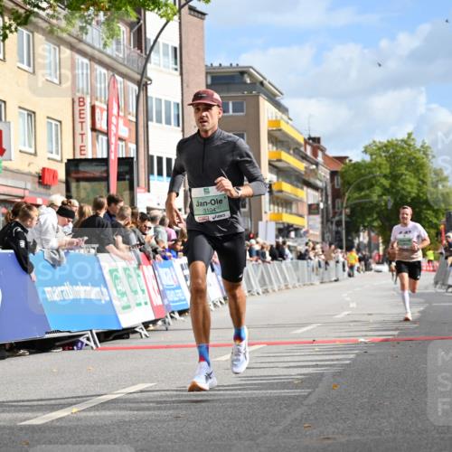 20.09.2026 - PSD Bank Halbmarathon J. Mangold http://msf.ph/oto/10506169 20.09.2026 11:23:19 Ziel 1985, 3104, 3625 meine-sportfotos.de