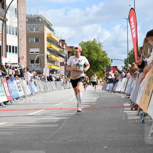 20.09.2026 - PSD Bank Halbmarathon J. Mangold http://msf.ph/oto/10506183 20.09.2026 11:23:21 Ziel 1985, 3104, 3625 meine-sportfotos.de