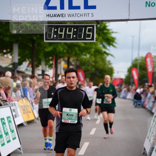 20.09.2026 - PSD Bank Halbmarathon LAZAROV Photography http://msf.ph/oto/10506223 20.09.2026 11:44:14 Ziel 1455, 1715, 1833, 2132, 2366, 3613, 4723 meine-sportfotos.de