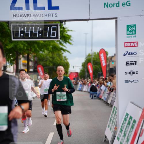 20.09.2026 - PSD Bank Halbmarathon LAZAROV Photography http://msf.ph/oto/10506226 20.09.2026 11:44:16 Ziel 1455, 1715, 1833, 2132, 2366, 2512, 2966, 3613, 4607, 4723 meine-sportfotos.de