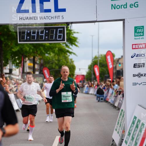 20.09.2026 - PSD Bank Halbmarathon LAZAROV Photography http://msf.ph/oto/10506240 20.09.2026 11:44:16 Ziel 1455, 1715, 1833, 2132, 2366, 2512, 2966, 3613, 4607, 4723 meine-sportfotos.de