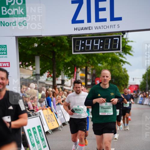20.09.2026 - PSD Bank Halbmarathon LAZAROV Photography http://msf.ph/oto/10506243 20.09.2026 11:44:16 Ziel 1455, 1715, 1833, 2132, 2366, 2512, 2966, 3613, 4607, 4723 meine-sportfotos.de