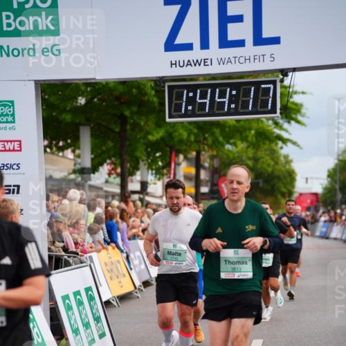 20.09.2026 - PSD Bank Halbmarathon LAZAROV Photography http://msf.ph/oto/10506250 20.09.2026 11:44:17 Ziel 1147, 1455, 1715, 1833, 2132, 2366, 2467, 2512, 2966, 3613, 4607, 4723 meine-sportfotos.de