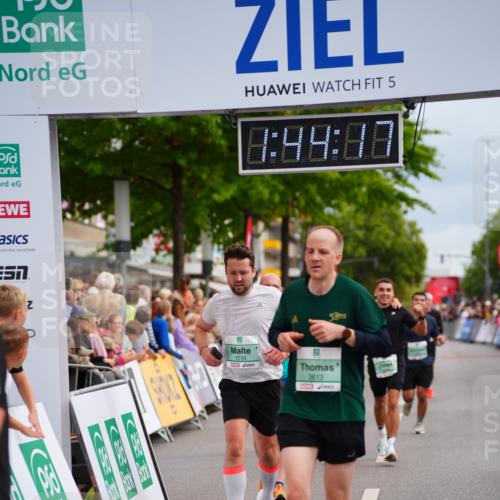20.09.2026 - PSD Bank Halbmarathon LAZAROV Photography http://msf.ph/oto/10506254 20.09.2026 11:44:17 Ziel 1147, 1455, 1715, 1833, 2132, 2366, 2467, 2512, 2966, 3613, 4607, 4723 meine-sportfotos.de