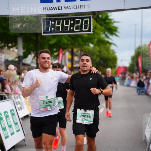 20.09.2026 - PSD Bank Halbmarathon LAZAROV Photography http://msf.ph/oto/10506281 20.09.2026 11:44:20 Ziel 1147, 1455, 1715, 2132, 2366, 2467, 2512, 2966, 3613, 4607, 4608 meine-sportfotos.de