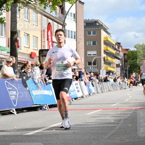 20.09.2026 - PSD Bank Halbmarathon J. Mangold http://msf.ph/oto/10506341 20.09.2026 11:23:57 Ziel 2776, 2779, 4105, 4227, 4545, 4558 meine-sportfotos.de
