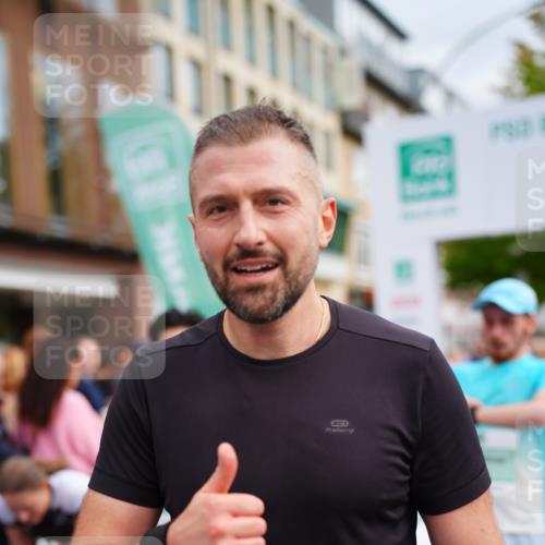 20.09.2026 - PSD Bank Halbmarathon LAZAROV Photography http://msf.ph/oto/10506373 20.09.2026 11:44:33 Ziel 1317, 1753, 2805, 3322, 4026, 4309, 4533 meine-sportfotos.de
