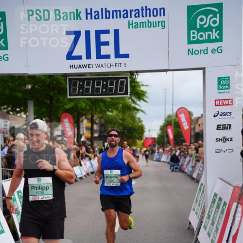 20.09.2026 - PSD Bank Halbmarathon LAZAROV Photography http://msf.ph/oto/10506426 20.09.2026 11:44:39 Ziel 1317, 1730, 2593, 2708, 2805, 3706 meine-sportfotos.de