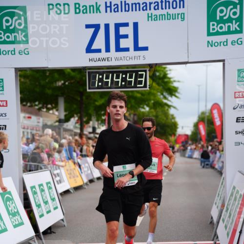 20.09.2026 - PSD Bank Halbmarathon LAZAROV Photography http://msf.ph/oto/10506445 20.09.2026 11:44:43 Ziel 1730, 2593, 2708, 3506, 3706 meine-sportfotos.de