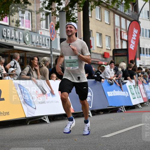 20.09.2026 - PSD Bank Halbmarathon J. Mangold http://msf.ph/oto/10506451 20.09.2026 11:24:31 Ziel 1636, 2365, 2766, 4463 meine-sportfotos.de