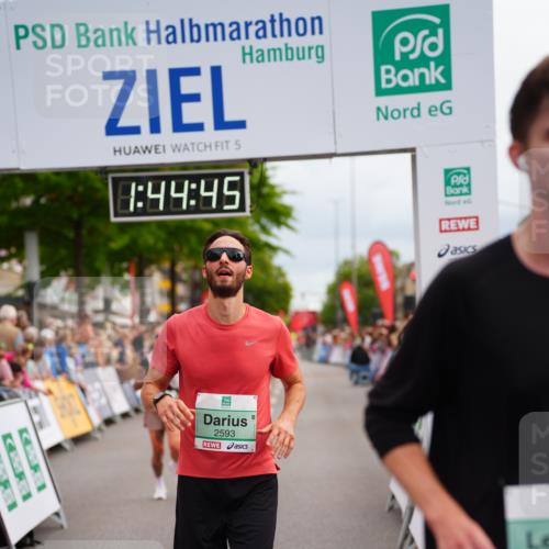 20.09.2026 - PSD Bank Halbmarathon LAZAROV Photography http://msf.ph/oto/10506455 20.09.2026 11:44:44 Ziel 1730, 2593, 2708, 3506, 3706 meine-sportfotos.de