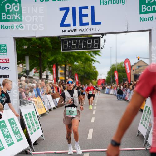 20.09.2026 - PSD Bank Halbmarathon LAZAROV Photography http://msf.ph/oto/10506462 20.09.2026 11:44:46 Ziel 1081, 1730, 2593, 2708, 3506, 3706 meine-sportfotos.de