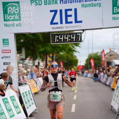 20.09.2026 - PSD Bank Halbmarathon LAZAROV Photography http://msf.ph/oto/10506471 20.09.2026 11:44:46 Ziel 1081, 1730, 2593, 2708, 3506, 3706 meine-sportfotos.de