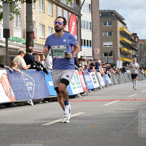 20.09.2026 - PSD Bank Halbmarathon J. Mangold http://msf.ph/oto/10506480 20.09.2026 11:24:38 Ziel 1780, 2365, 2766 meine-sportfotos.de