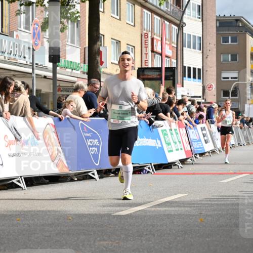 20.09.2026 - PSD Bank Halbmarathon J. Mangold http://msf.ph/oto/10506488 20.09.2026 11:24:43 Ziel 1780, 1801, 2365 meine-sportfotos.de