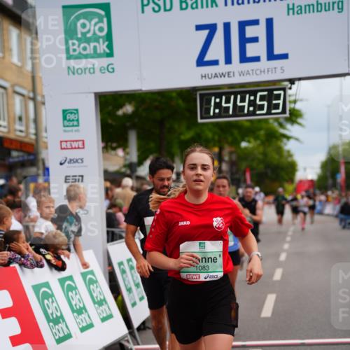 20.09.2026 - PSD Bank Halbmarathon LAZAROV Photography http://msf.ph/oto/10506514 20.09.2026 11:44:52 Ziel 1081, 1083, 1771, 2558, 3319, 3506 meine-sportfotos.de