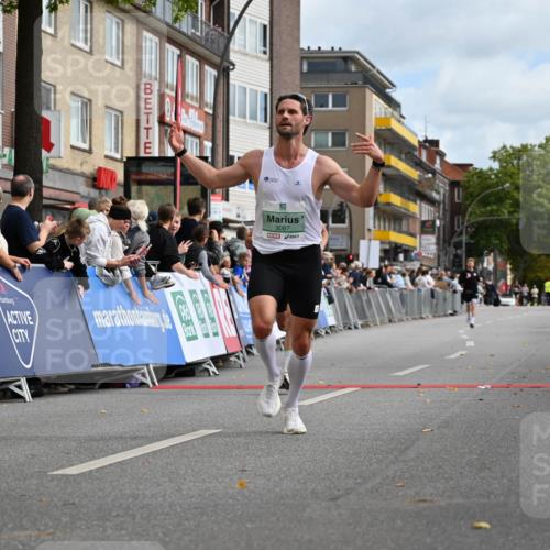 20.09.2026 - PSD Bank Halbmarathon J. Mangold http://msf.ph/oto/10506534 20.09.2026 11:24:57 Ziel 2438, 3087 meine-sportfotos.de