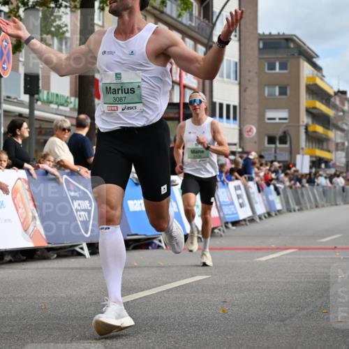 20.09.2026 - PSD Bank Halbmarathon J. Mangold http://msf.ph/oto/10506541 20.09.2026 11:24:58 Ziel 2438, 3087 meine-sportfotos.de