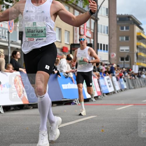 20.09.2026 - PSD Bank Halbmarathon J. Mangold http://msf.ph/oto/10506543 20.09.2026 11:24:59 Ziel 2438, 3087 meine-sportfotos.de