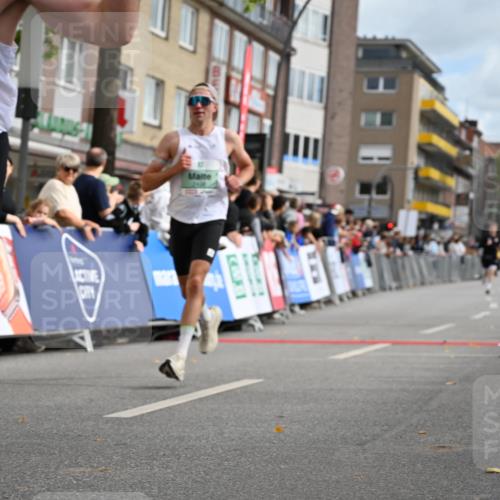20.09.2026 - PSD Bank Halbmarathon J. Mangold http://msf.ph/oto/10506545 20.09.2026 11:24:59 Ziel 2438, 3087 meine-sportfotos.de