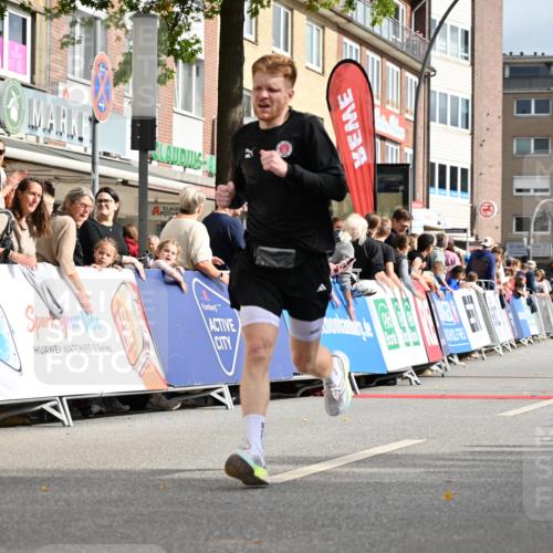 20.09.2026 - PSD Bank Halbmarathon J. Mangold http://msf.ph/oto/10506559 20.09.2026 11:25:07 Ziel 4765 meine-sportfotos.de
