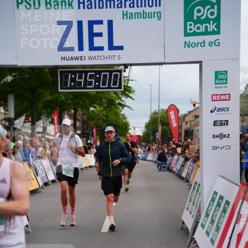 20.09.2026 - PSD Bank Halbmarathon LAZAROV Photography http://msf.ph/oto/10506578 20.09.2026 11:45:00 Ziel 1547, 1771, 2558, 2677, 3319, 4365, 4366 meine-sportfotos.de