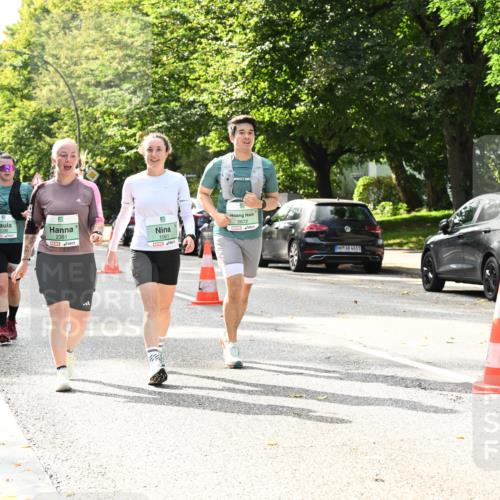 20.09.2026 - PSD Bank Halbmarathon Dr. Thomas Lammeyer http://msf.ph/oto/10506587 20.09.2026 11:03:29 Laufen 2098, 2381, 1061, 2672, 4683 meine-sportfotos.de