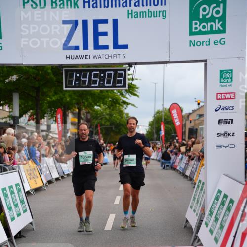 20.09.2026 - PSD Bank Halbmarathon LAZAROV Photography http://msf.ph/oto/10506616 20.09.2026 11:45:02 Ziel 1547, 2558, 2677, 4365, 4366 meine-sportfotos.de