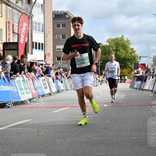 20.09.2026 - PSD Bank Halbmarathon J. Mangold http://msf.ph/oto/10506623 20.09.2026 11:25:44 Ziel 2377, 2388, 4133, 4277, 4729 meine-sportfotos.de