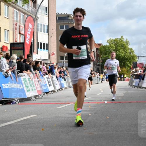 20.09.2026 - PSD Bank Halbmarathon J. Mangold http://msf.ph/oto/10506626 20.09.2026 11:25:44 Ziel 2377, 2388, 4133, 4277, 4729 meine-sportfotos.de