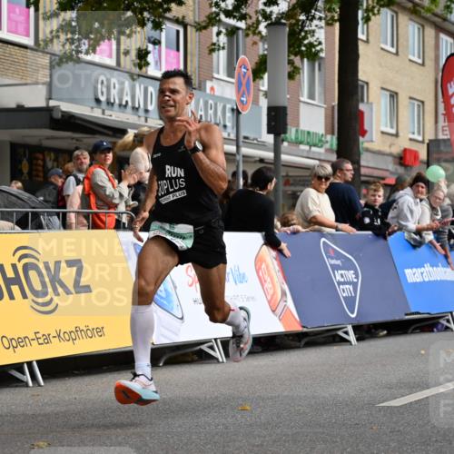 20.09.2026 - PSD Bank Halbmarathon J. Mangold http://msf.ph/oto/10506687 20.09.2026 11:26:05 Ziel 2333, 4347, 4518 meine-sportfotos.de