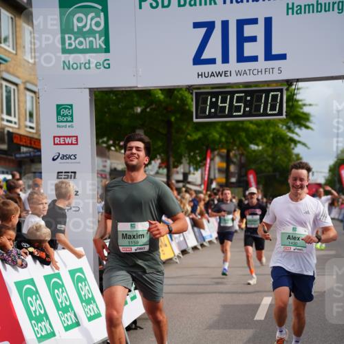 20.09.2026 - PSD Bank Halbmarathon LAZAROV Photography http://msf.ph/oto/10506695 20.09.2026 11:45:10 Ziel 1159, 1430, 2300, 2959, 3861, 3913, 3981, 4365, 4366 meine-sportfotos.de