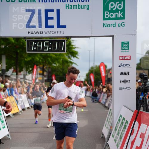 20.09.2026 - PSD Bank Halbmarathon LAZAROV Photography http://msf.ph/oto/10506700 20.09.2026 11:45:10 Ziel 1159, 1430, 2300, 2959, 3861, 3913, 3981, 4365, 4366 meine-sportfotos.de