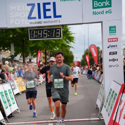 20.09.2026 - PSD Bank Halbmarathon LAZAROV Photography http://msf.ph/oto/10506713 20.09.2026 11:45:12 Ziel 1159, 1430, 2300, 2928, 2959, 3861, 3913, 3981 meine-sportfotos.de