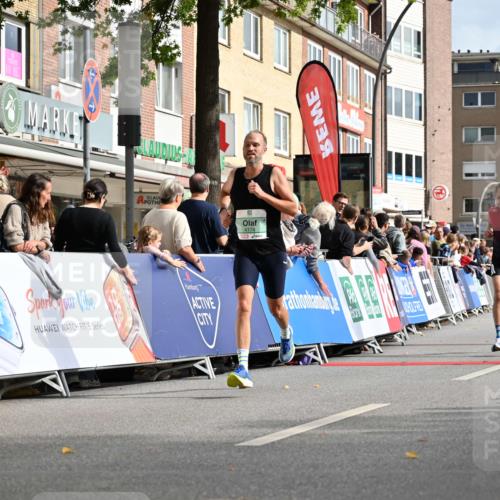 20.09.2026 - PSD Bank Halbmarathon J. Mangold http://msf.ph/oto/10506738 20.09.2026 11:26:16 Ziel 2603, 2620, 3710, 4174, 4518 meine-sportfotos.de