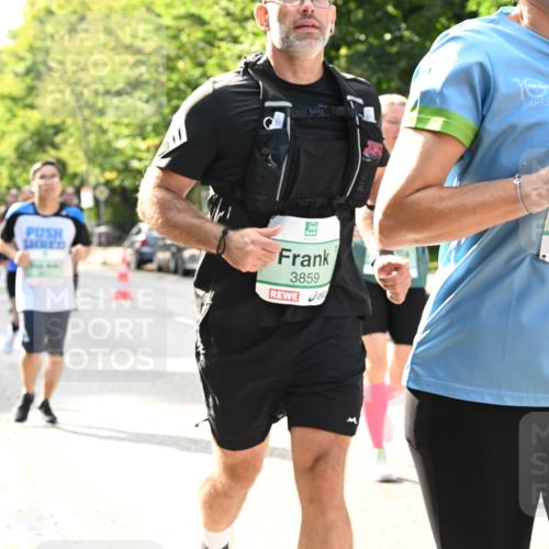 20.09.2026 - PSD Bank Halbmarathon Dr. Thomas Lammeyer http://msf.ph/oto/10506791 20.09.2026 11:03:43 Laufen 3859, 1594 meine-sportfotos.de