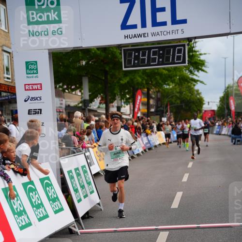 20.09.2026 - PSD Bank Halbmarathon LAZAROV Photography http://msf.ph/oto/10506792 20.09.2026 11:45:18 Ziel 1168, 1374, 1430, 2300, 2928, 2959, 3913, 3981 meine-sportfotos.de