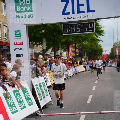 20.09.2026 - PSD Bank Halbmarathon LAZAROV Photography http://msf.ph/oto/10506801 20.09.2026 11:45:18 Ziel 1168, 1374, 1430, 2300, 2928, 2959, 3913, 3981 meine-sportfotos.de