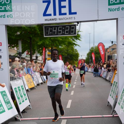 20.09.2026 - PSD Bank Halbmarathon LAZAROV Photography http://msf.ph/oto/10506845 20.09.2026 11:45:22 Ziel 1168, 1374, 2928, 3865, 4744, 4745 meine-sportfotos.de