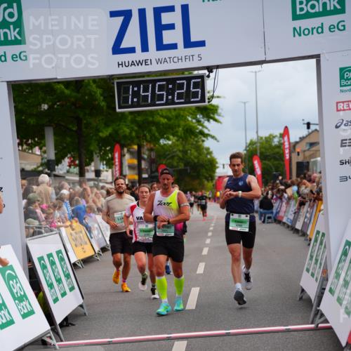 20.09.2026 - PSD Bank Halbmarathon LAZAROV Photography http://msf.ph/oto/10506872 20.09.2026 11:45:25 Ziel 1168, 1374, 1972, 2386, 3496, 3865, 3955, 4744, 4745 meine-sportfotos.de