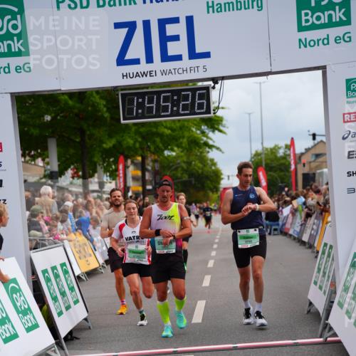 20.09.2026 - PSD Bank Halbmarathon LAZAROV Photography http://msf.ph/oto/10506883 20.09.2026 11:45:25 Ziel 1168, 1374, 1972, 2386, 3496, 3865, 3955, 4744, 4745 meine-sportfotos.de