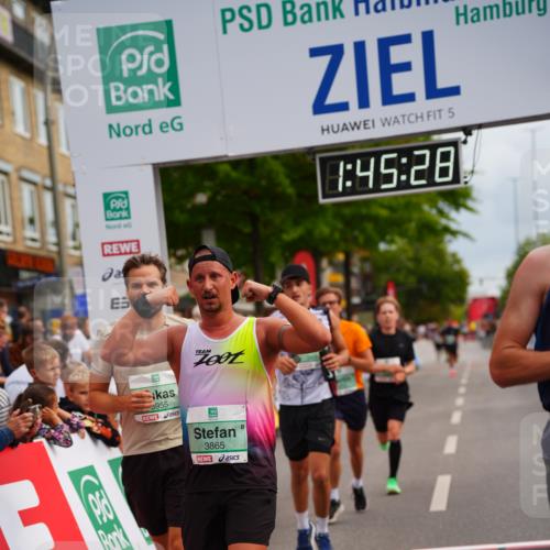 20.09.2026 - PSD Bank Halbmarathon LAZAROV Photography http://msf.ph/oto/10506948 20.09.2026 11:45:27 Ziel 1168, 1972, 2386, 3496, 3865, 3955, 4744, 4745 meine-sportfotos.de