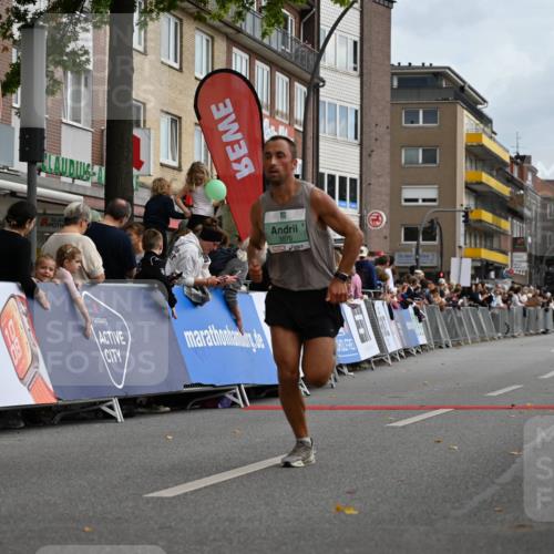 20.09.2026 - PSD Bank Halbmarathon J. Mangold http://msf.ph/oto/10506950 20.09.2026 11:27:00 Ziel 1574, 3870, 4553 meine-sportfotos.de