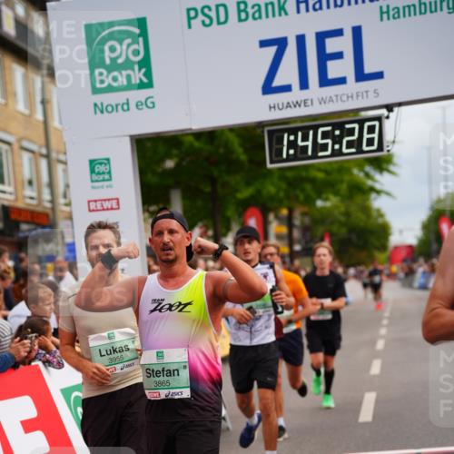 20.09.2026 - PSD Bank Halbmarathon LAZAROV Photography http://msf.ph/oto/10506955 20.09.2026 11:45:28 Ziel 1168, 1972, 2386, 3496, 3865, 3955, 4744, 4745 meine-sportfotos.de