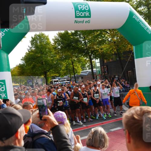 20.09.2026 - PSD Bank Halbmarathon LAZAROV Photography http://msf.ph/oto/10506980 20.09.2026 10:00:00 Laufen 23 meine-sportfotos.de