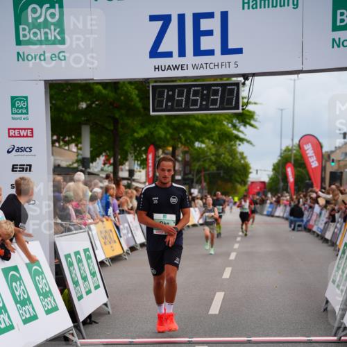 20.09.2026 - PSD Bank Halbmarathon LAZAROV Photography http://msf.ph/oto/10507028 20.09.2026 11:45:37 Ziel 2386, 2694, 4534 meine-sportfotos.de