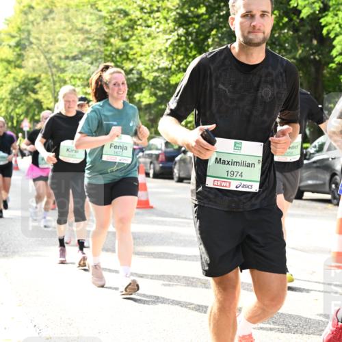 20.09.2026 - PSD Bank Halbmarathon Dr. Thomas Lammeyer http://msf.ph/oto/10507088 20.09.2026 11:03:55 Laufen 1672, 1974, 2956, 1307 meine-sportfotos.de