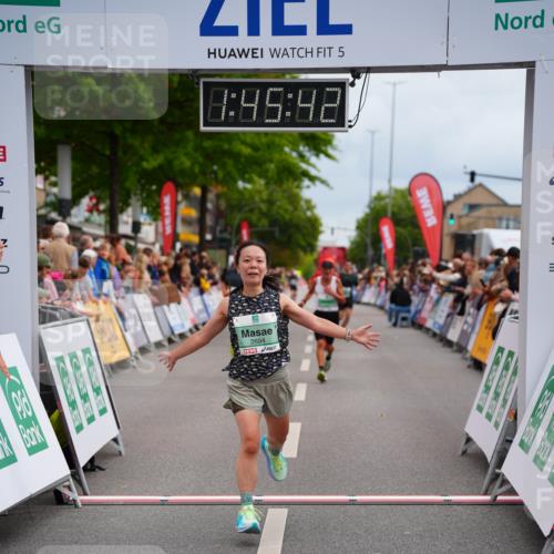 20.09.2026 - PSD Bank Halbmarathon LAZAROV Photography http://msf.ph/oto/10507134 20.09.2026 11:45:41 Ziel 2694, 3755, 4534, 4625 meine-sportfotos.de
